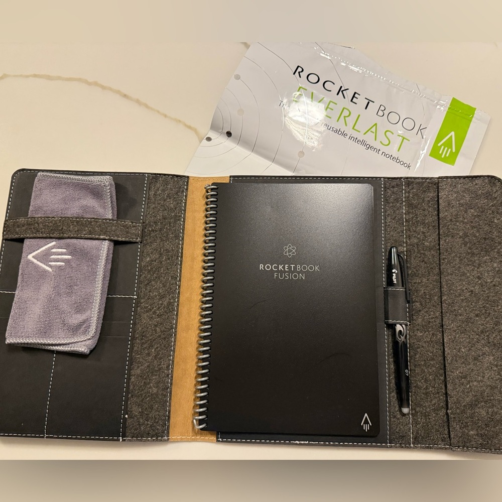 Fusion Smart Reusable Notebook - Black - Picture 2 of 6